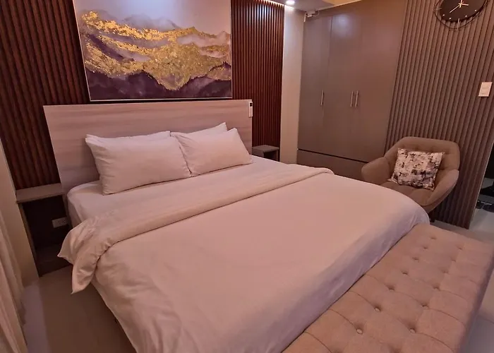 Luxury King Bed In Midtown * Cebu