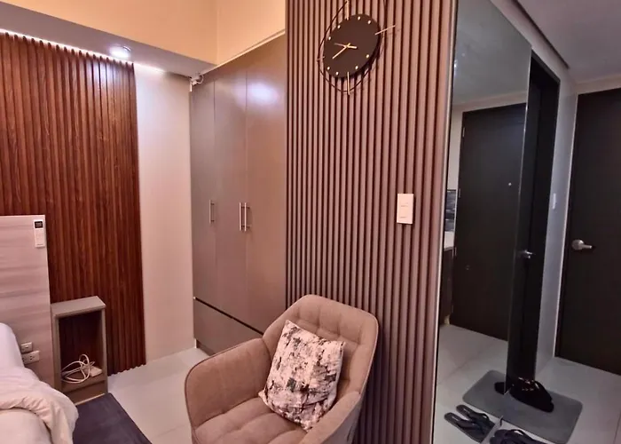 Luxury King Bed In Midtown Cebu