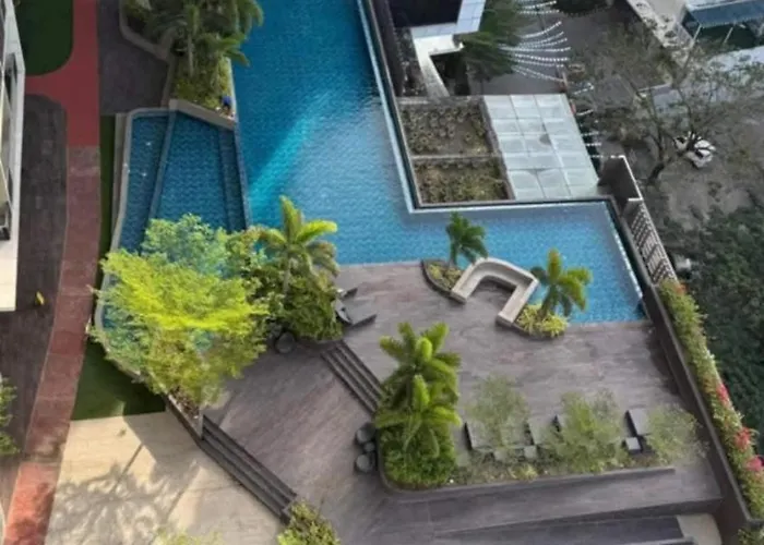 Luxury King Bed In Midtown * Cebu